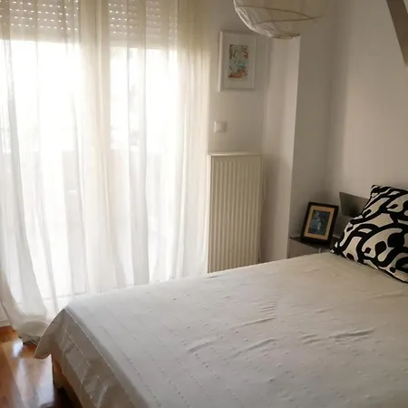 Apartmán Bright, Modern 2br Flat W, Balcony, 15 Min Airport Soluň